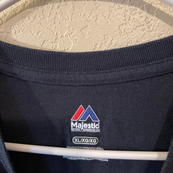 Men's Majestic Cleveland Cavaliers NBA Finals Champion Tee - Picture 2 of 3